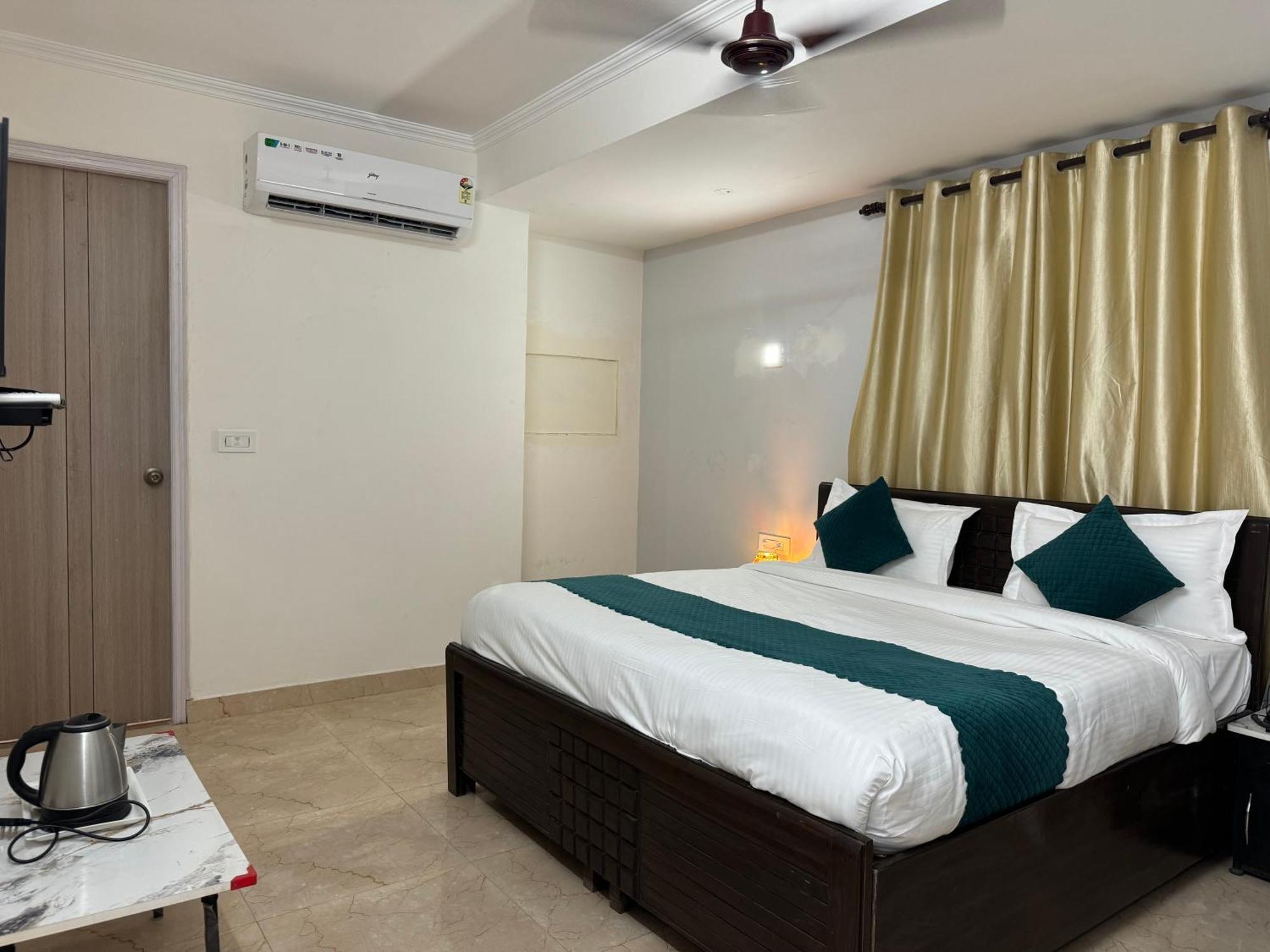 Airport Hotel Annexe New Delhi Ngoại thất bức ảnh